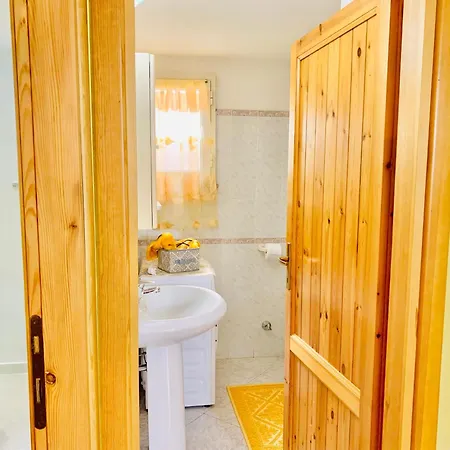 6 Minuti Dal Mare, La Maison En Jaune, Fresco Apartment *